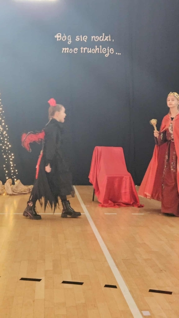 598043755_2234235550406612_117523562206049232_n