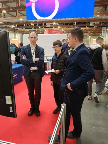 826574b2-87ca-4b07-9d19-36420c4e2671