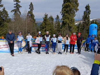 b4e37299-1d26-455b-a52f-8828f40a7016