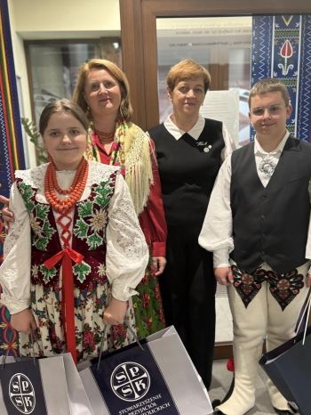 668146567_1271468111841984_3504809627231372798_n